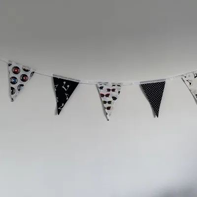 50’s Music Inspired Bunting (008) 1