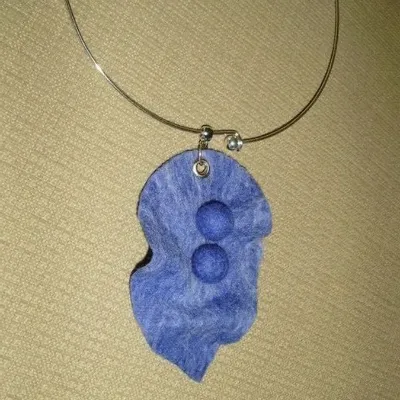 Blue Leaf Pendant (550) 1