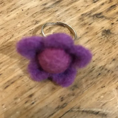 Children’s Felt Ring (097) 1