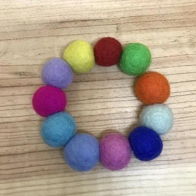 Felt Ball Bracelet (425) 1