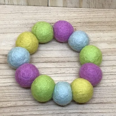 Felt Ball Bracelet (437) 1