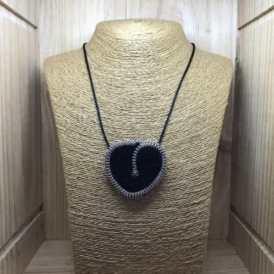 Felt Zip Necklace (270) 1