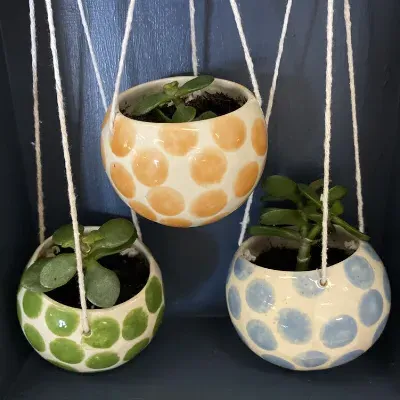 Hanging planter (small) 1