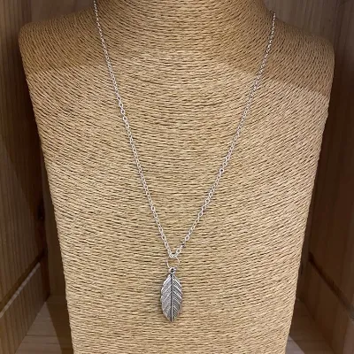 Leaf Necklace (607) 1