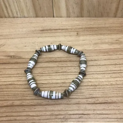 Paper Bead Bracelet ((208) 1