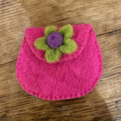 Pink Felt Purse (622) 1