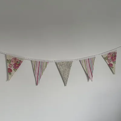 Pink Floral Bunting (020) 1