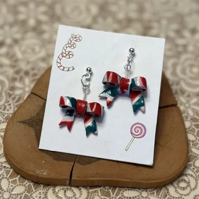 Pretty Christmas Bow Earrings 2