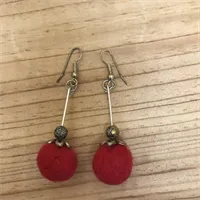 Felt Earrings (330)