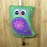 Felt Green Owl (496)