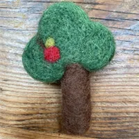 Felt Tree Brooch (556)