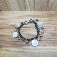 Mother Of Pearl Charm Bracelet (449)