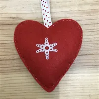 Red Felt Snowflake Heart (183)