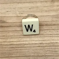 Scrabble Ring W (152)